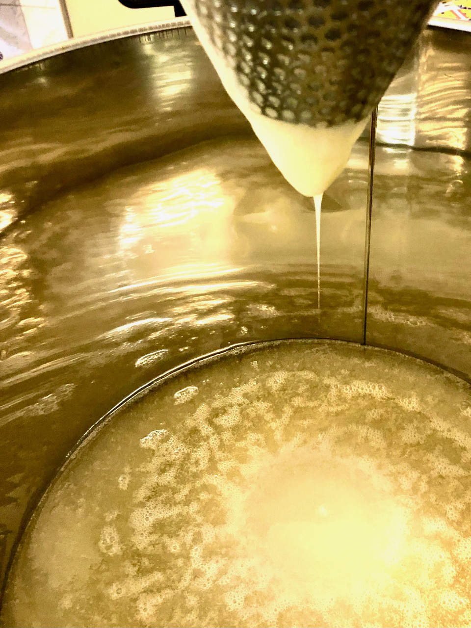 Vom Weinviertler Imker: Der Frühjahrshonig mit Akazienblüte – Bild 4