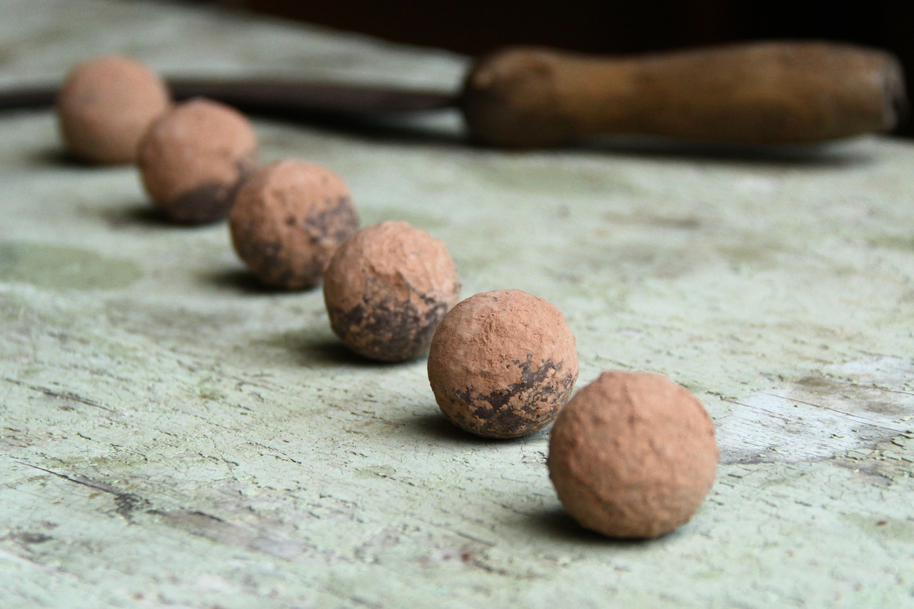 Best Of Weinviertel-Manufaktur: Original Staatzer Schwedenkugel x 6 aus Bean-to-bar-Schokolade – Bild 2